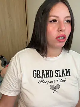 Snapshot of Sofi_Collinss chatting on March 2, 2026, 9:33 pm Sofi Collinss online show from March 2, 2026, 9:33 pm