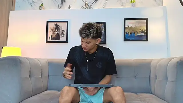 YOUNG BOYS HELL online show from April 18, 2026, 1:41 am