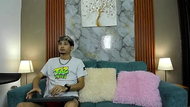 Snapshot of YOUNG_BOYS_HELL chatting on February 16, 2026, 7:12 pm YOUNG BOYS HELL online show from February 16, 2026, 7:12 pm