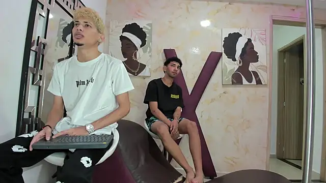 Snapshot of YOUNG_BOYS_HELL chatting on June 5, 2026, 1:21 am YOUNG BOYS HELL online show from June 5, 2026, 1:21 am
