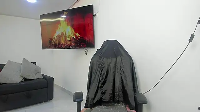 Snapshot of jimenadelaoz chatting on February 24, 2026, 1:28 am jimenadelaoz online show from February 24, 2026, 1:28 am