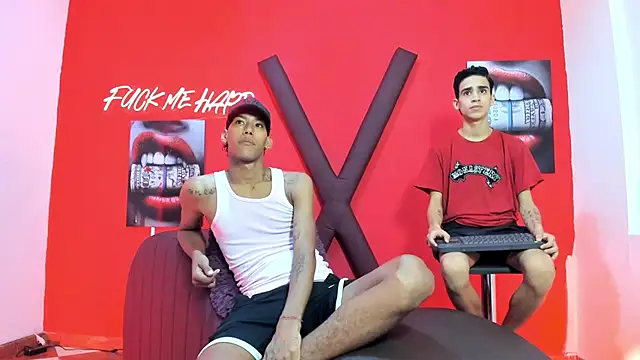 Snapshot of GREEN_BOYS chatting on February 20, 2026, 7:32 am GREEN BOYS online show from February 20, 2026, 7:32 am