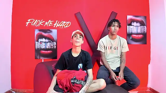 Snapshot of GREEN_BOYS chatting on February 15, 2026, 7:51 am GREEN BOYS online show from February 15, 2026, 7:51 am