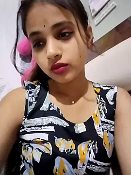 samayra1144 online show from April 14, 2026, 11:59 am