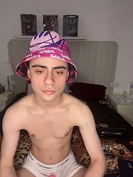 Snapshot of YourFavouriteTwink chatting on February 25, 2026, 10:31 pm YourFavouriteTwink online show from February 25, 2026, 10:31 pm