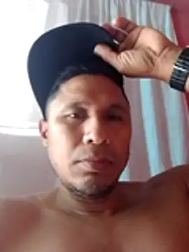 Snapshot of deiner13 chatting on February 23, 2026, 7:36 pm deiner13 online show from February 23, 2026, 7:36 pm