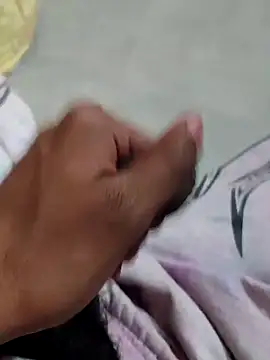 Snapshot of yashudick chatting on March 4, 2026, 11:51 am yashudick online show from March 4, 2026, 11:51 am