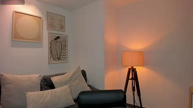 AmyRosse X online show from March 18, 2026, 1:02 pm