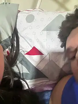 Valentinacouple online show from April 24, 2026, 12:23 am