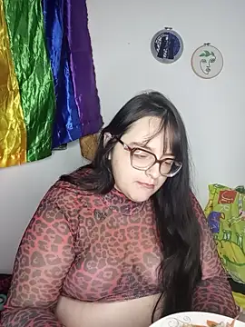 Snapshot of daphneev chatting on June 11, 2026, 3:14 am daphneev online show from June 11, 2026, 3:14 am