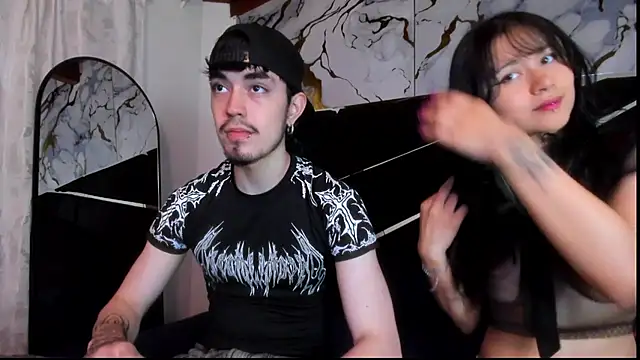 Couple In Heat online show from March 6, 2026, 7:42 pm