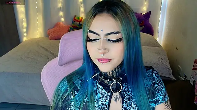 Snapshot of maliciaXpoison chatting on May 30, 2026, 10:48 pm maliciaXpoison online show from May 30, 2026, 10:48 pm