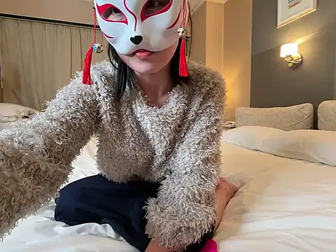 Mahirun6868 online show from April 15, 2026, 2:10 pm