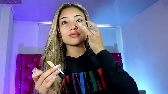 amy ker m online show from April 2, 2026, 1:07 pm