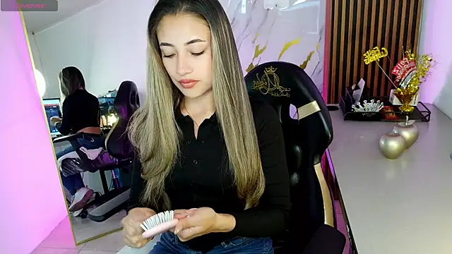 amy ker m online show from February 19, 2026, 8:28 pm