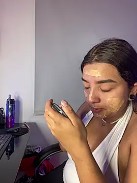 Snapshot of Midary_pink chatting on February 21, 2026, 10:23 pm Midary pink online show from February 21, 2026, 10:23 pm