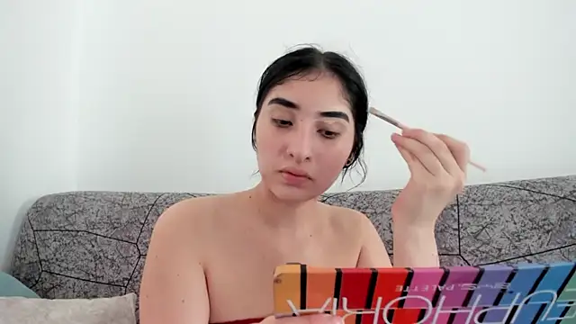 Snapshot of Kattengel_ chatting on May 6, 2026, 10:25 pm Kattengel online show from May 6, 2026, 10:25 pm