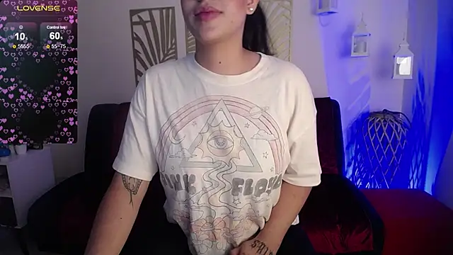 spicydollx online show from February 16, 2026, 2:16 pm