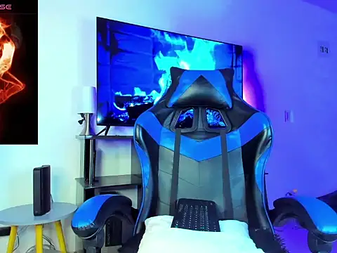 Lyam Russo online show from March 26, 2026, 8:34 am