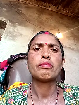 Snapshot of Hot_re83 chatting on February 21, 2026, 6:37 am Hot re83 online show from February 21, 2026, 6:37 am