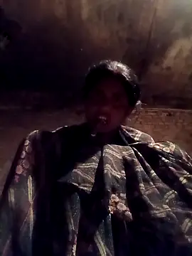 Snapshot of Hot_re83 chatting on February 18, 2026, 11:56 pm Hot re83 online show from February 18, 2026, 11:56 pm