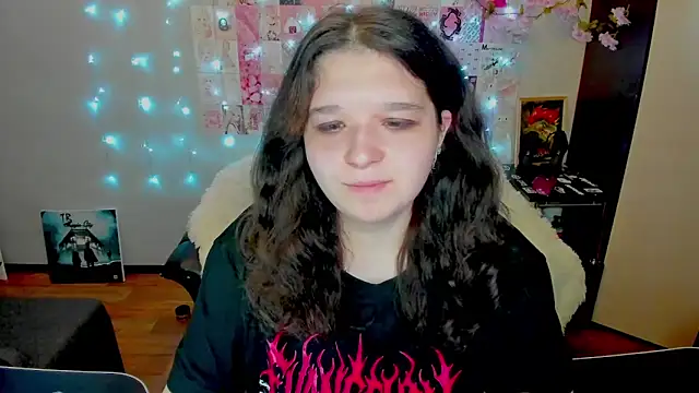 Snapshot of Kate_Acid chatting on June 6, 2026, 11:32 pm Kate Acid online show from June 6, 2026, 11:32 pm