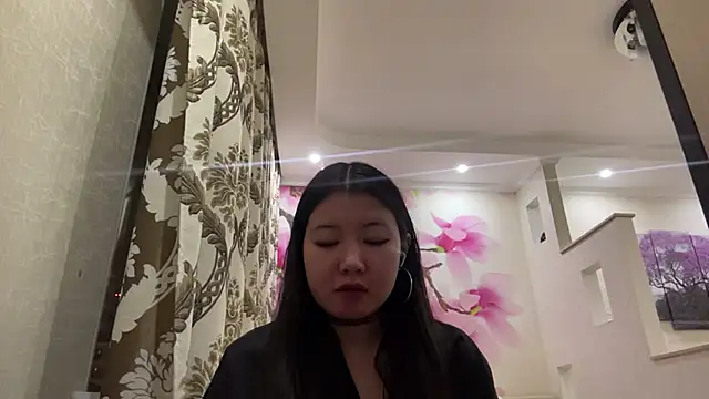 Snapshot of MaeRaads chatting on February 18, 2026, 6:48 pm MaeRaads online show from February 18, 2026, 6:48 pm