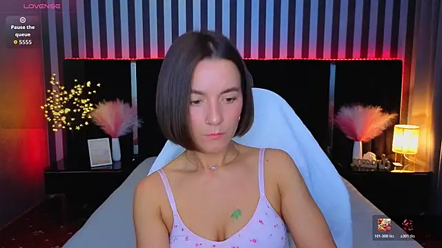 GracefulMichelle online show from May 31, 2026, 7:03 pm