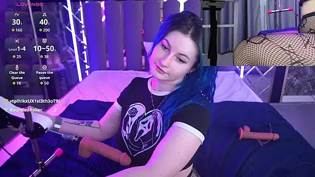 AlisaGracee online show from May 22, 2026, 5:49 am