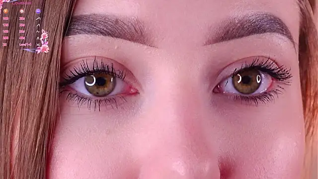 LorileeRuetz online show from April 18, 2026, 7:07 pm