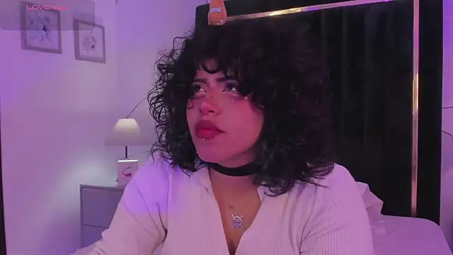 VinkSmokee online show from April 10, 2026, 7:10 pm