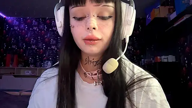 Luna Sohotti online show from March 7, 2026, 3:17 pm