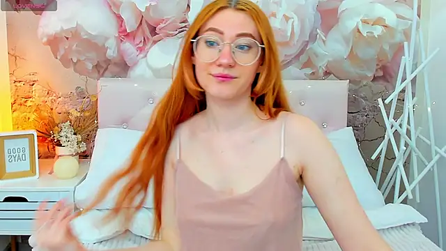 Snapshot of TinaHarp chatting on May 10, 2026, 5:11 am TinaHarp online show from May 10, 2026, 5:11 am