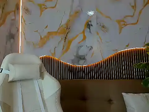 SilkNyx online show from February 26, 2026, 2:06 pm