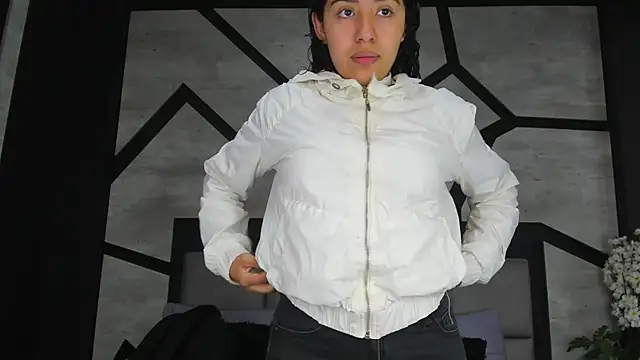 SilkNyx online show from February 23, 2026, 1:12 pm