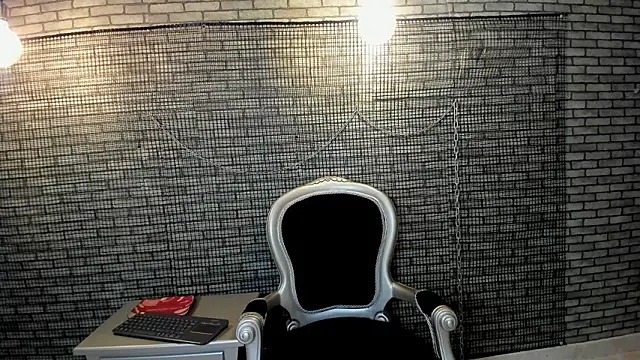 hillary bigbutt online show from March 26, 2026, 3:49 am