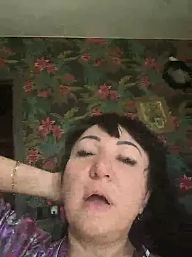 Snapshot of SusanLaNiceX chatting on June 4, 2026, 11:04 am SusanLaNiceX online show from June 4, 2026, 11:04 am