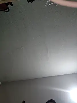 luna29 online show from April 25, 2026, 5:21 am