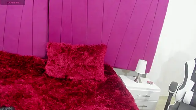 Snapshot of isabella_barbie chatting on February 17, 2026, 6:11 am isabella barbie online show from February 17, 2026, 6:11 am