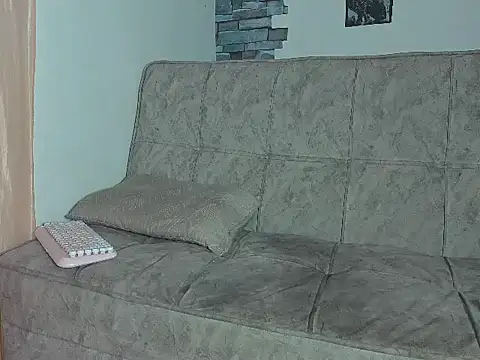 Justdavid  online show from April 6, 2026, 4:46 am