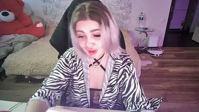 SlankyMic online show from March 27, 2026, 3:35 pm