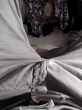 Snapshot of Roque-74 chatting on February 23, 2026, 5:13 pm Roque-74 online show from February 23, 2026, 5:13 pm