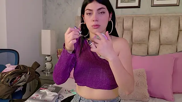 Snapshot of IsabellaRossi chatting on April 9, 2026, 6:03 pm IsabellaRossi online show from April 9, 2026, 6:03 pm