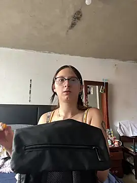 Snapshot of Aria__Rousse03 chatting on February 25, 2026, 2:06 pm Aria Rousse03 online show from February 25, 2026, 2:06 pm