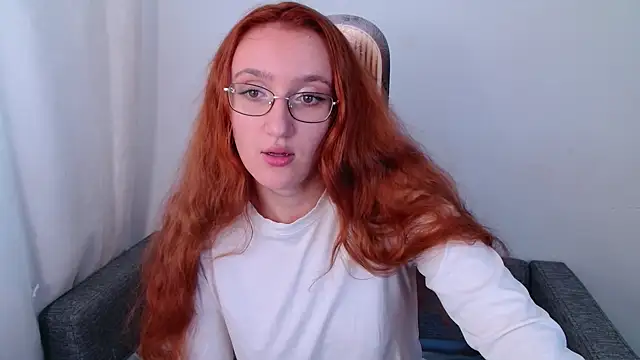 Snapshot of miay_here_ chatting on June 17, 2026, 10:03 am miay here online show from June 17, 2026, 10:03 am
