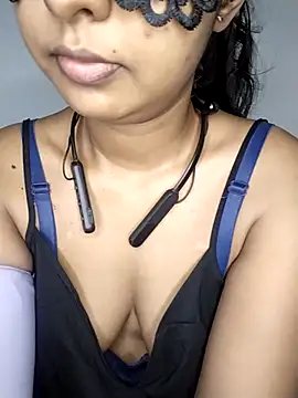 ASHANYA JAYASOORIYA online show from March 12, 2026, 4:51 am