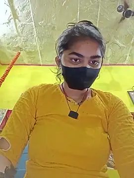 Cute Mahek99 online show from June 14, 2026, 10:33 pm