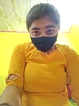 Snapshot of Cute_Mahek99 chatting on May 8, 2026, 9:40 pm Cute Mahek99 online show from May 8, 2026, 9:40 pm
