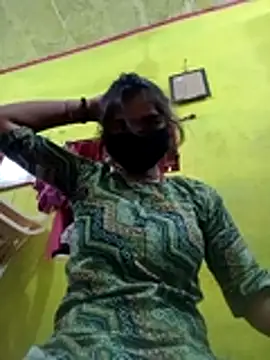 Cute Mahek99 online show from June 15, 2026, 5:23 pm