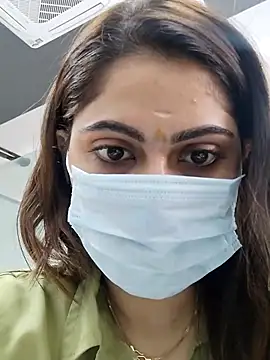 Snapshot of ISHA-STRIP chatting on April 7, 2026, 8:38 am ISHA-STRIP online show from April 7, 2026, 8:38 am